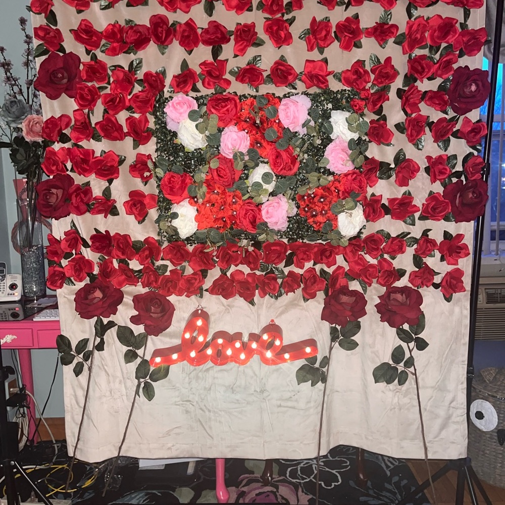 Handmade Love Flower wall/wedding backdrop/flower backdrop light included